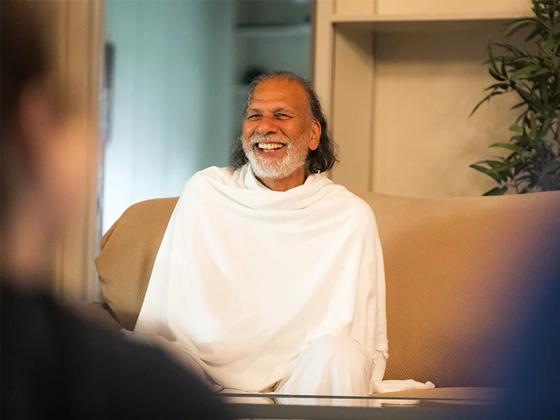 Acharya Shree Yogeesh spiritual master